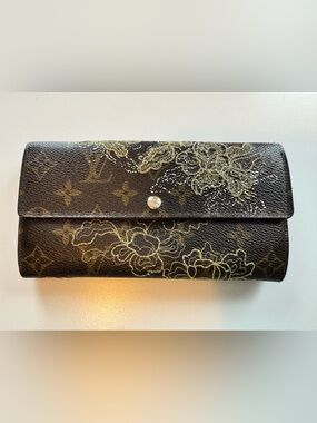 Louis Vuitton 2007 Dentelle Sarah Wallet - Monogram Lace Archival marc jacobs